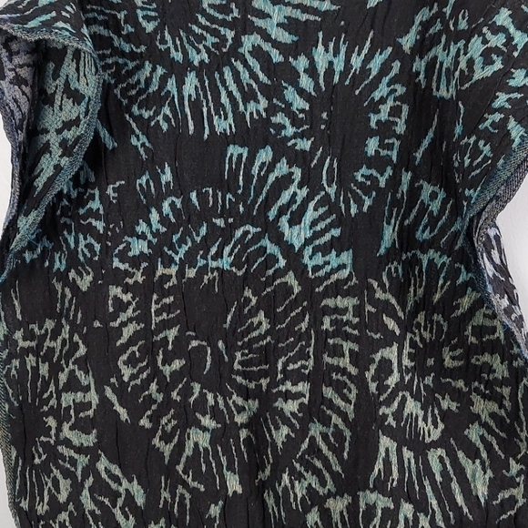 Woven Tie Dye Pattern Scarf with Fringe - Picture 3 of 4